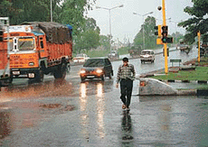 Heavy rain in city