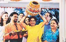 A scene from Kal Aaj Kal Aur Kal