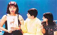 Mooch Nahin To Kooch Nahin: Comic relief