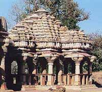 Ranga Mandap with an elaborately carved bell-roof.