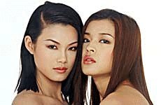 Yu na (left) and Wang Haizhen voted as the two most popular models in China.