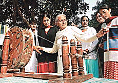 Gandhis philosophy trickles down from the old generation to the young in the Sector 16 Gandhi Smarak Bhavan, Chandigarh.