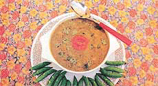 Peas are a rich source of fibre and Vitamin B