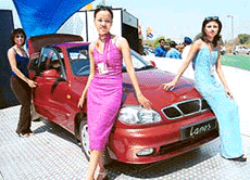 Models display Daewoo Motors upper mid-size car, Lanos-II