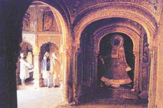 A mural of Guru Gobind Singh at Nanded