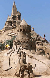 Workers prepare a world-record attempt to construct a 20 metre-high sand sculpture at the Holland Sand Sculpture Park 2001 with this year's theme Fairy-tale Beach, on Thursday. 