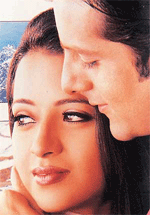 Fardeen Khan with Raima Sen in Hum Ho Gaye Aapke
