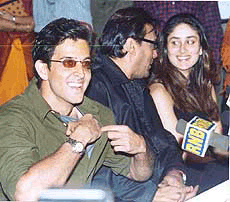 Cine super star Hrithik Roshan along with Jackie Shroff and Kareena Kapoor at a Press Conference 