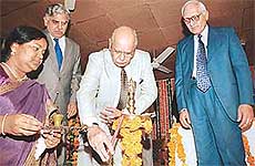 The Chief Justice of India, Dr A.S. Anand, inaugurates the counselling centre at the Punjab and Haryana High Court