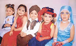 Smartly dressed kids all set to perform at a Boogie Woogie show in Ludhiana.