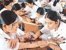 Mehndi is more popular than Daler.