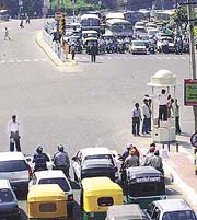 Vehicular traffic comes to a halt in the Capital