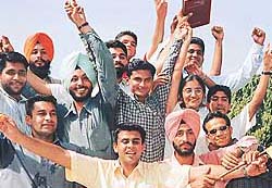 Victorious candidates of SOPU in the procession celebrate victory in the elections to the Panjab University Campus Students Council 
