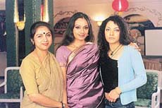 Revathi, Shobhna & Pooja on Channel V: Probing a womans mind.