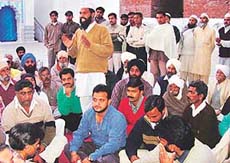 Maulvi Shamsher Ali Khan of the Jama Masjid, Sector 45, addresses, an Ekta (unity) meeting in Chandigarh on Monday.