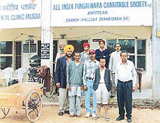 Lal Mani with others at the Palsora Pingalwara.