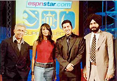 Naseeruddin Shah, Madhu Sapre, Aftaab Shivdasani and cricketer Navjot Singh during the recording of ESPNs Super Selector game show in New Delhi.