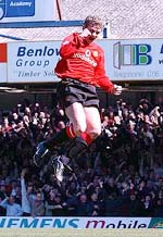 Manchester United's Norwegian player Ole Gunnar Solskjaer celebrates