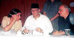 Former Prime Minister V. P. Singh (C), film director Mahesh Bhatt (R) and film actress Shabana Azmi 