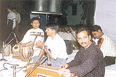 Artistes entrance the audience with their soulful ghazals.