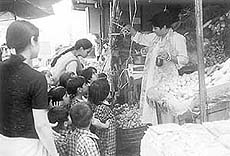 Students of Kids-R-Kids, a school in Sector 9, visit a vegetable shop in Chandigarh as part of their summer theme project.