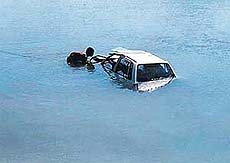 All occupants lost their lives when their car fell into the Dehlon canal last month