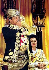 MALAYSIAS 12TH KING INSTALLED