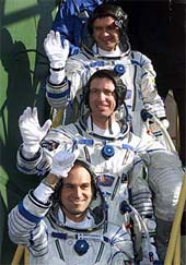Russian cosmonaut Yuri Gidzenko, Italian astronaut Roberto Vittori and South African Internet millionaire Mark Shuttleworth