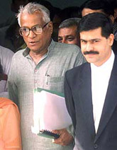 Defence Minister George Fernandes comes out after deposing before the Venkataswami Commission