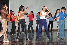 Students of Kundan Vidya Mandir, Civil Lines, present dance
