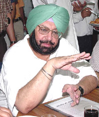 Punjab Chief Minister Amarinder Singh addresses a Press conference