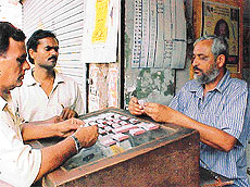 Bharat Bhushan Thapar, nephew and the only surviving member of martyr Sukhdevs family