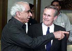 Union External Affairs Minister Jaswant Singh with US Defence Secretary Donald Rumsfeld 