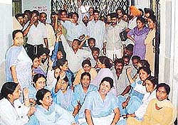 Employees of Dayanand Medical College and Hospital protest against the management