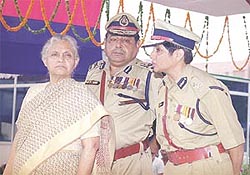 Delhi Chief Minister Sheila Dikshit, Delhi Police Commissioner Ajai Raj Sharma and Joint CP Kiran Bedi