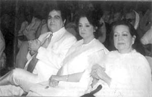 Dilip Kumar, Saira Banu and Naseem Banu