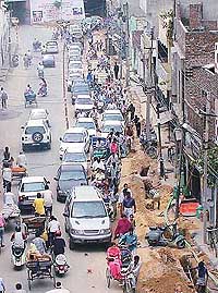 Frequent digging along various roads has created traffic chaos in Ludhiana
