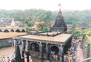 The temple at Bhimashankar has an unusual entrance