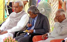 Prime Minister Mr Atal Behari Vajpayee, incoming President Dr A.P.J. Abdul Kalam and outgoing President K. R. Narayanan