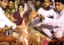 Fans of film icon Amitabh Bachchan chant hymns