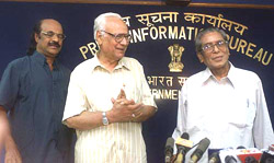 Feature film jury K. S. Sethu Madhavan, non-feature film jury K. K. Kapil and best writing on cinema jury Bharat Gopy