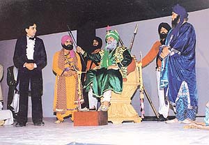 A scene from Harbux Lattas Sher-e-Punjab, a multi-media show, which was screened in four Canadian and 17 US cities over the past three months.