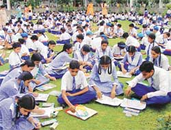Students of GMT Public School participate in a painting contest