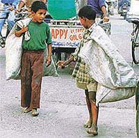 Ragpickers help to recycle waste