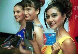 Models display a new Iomega 750mb USB drive 