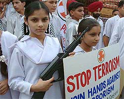 Schoolchildren join hands against terrorism