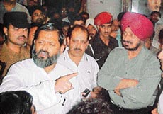 Ambala cantonment MLA Anil Vij demands action against Armymen