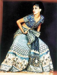 A model sporting JJ Valayas collection