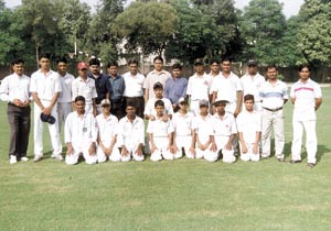 Ravindra School cricket team who beat Bharatiya Vidya Bhawan