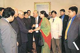 Prime Minister Atal Behari Vajpayee meeting members of the American Federation of Muslims